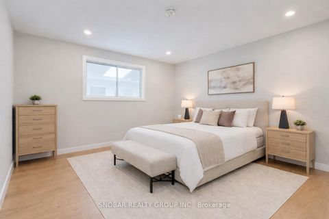 Photo 7 at 47 Bucksburn Road, Clairville, Toronto