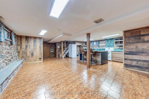 Photo 25 at 47 Bucksburn Road, Clairville, Toronto