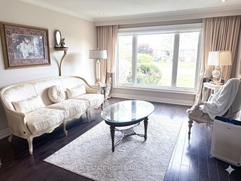 Photo 1 at 18 Wyndcliff Crescent, Victoria Village, Toronto
