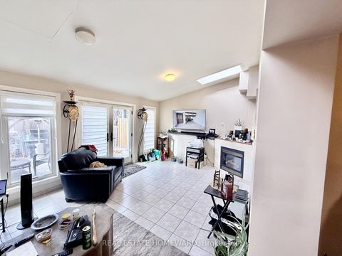 Photo 11 at 18 Wyndcliff Crescent, Victoria Village, Toronto