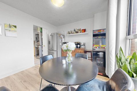 Photo 11 at 428 - 4645 Jane Street, Black Creek, Toronto