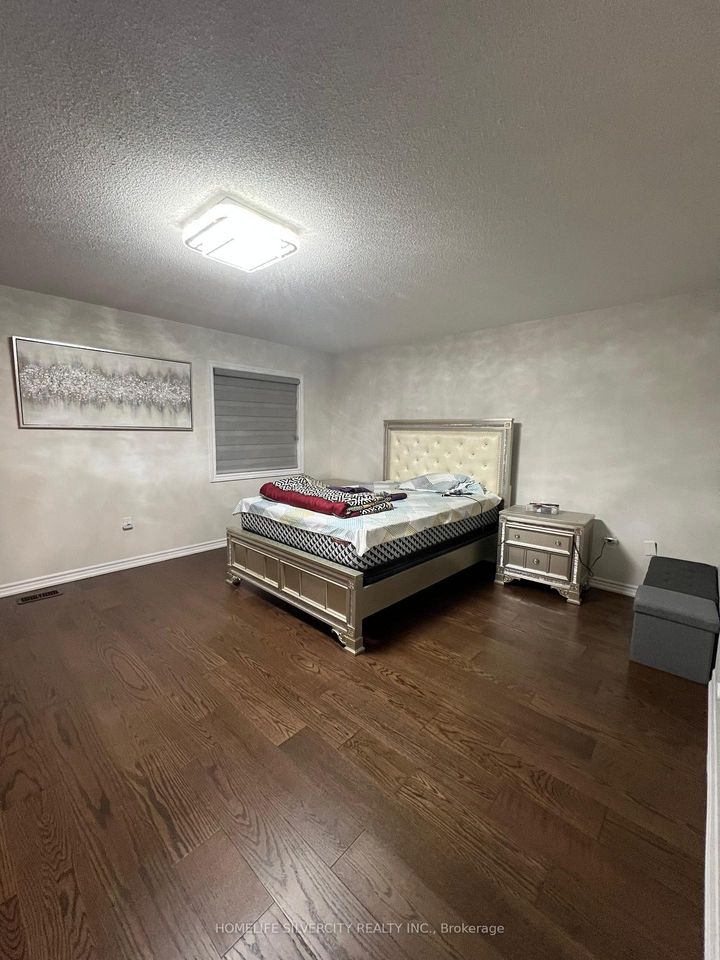 Photo 10 at 88 Roulette Crescent, Northwest Brampton, Brampton