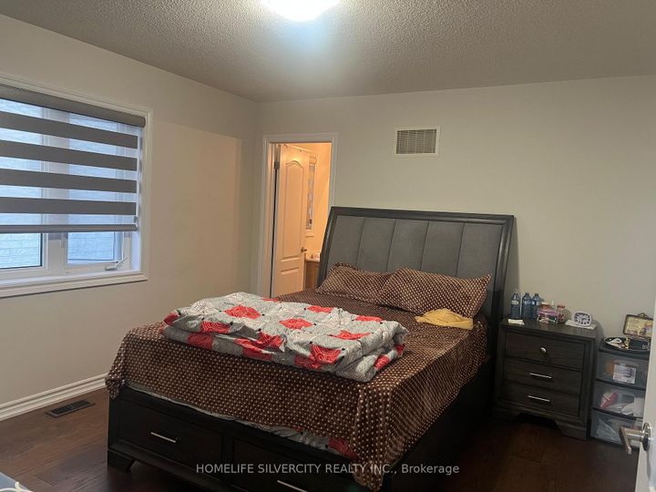 Photo 14 at 88 Roulette Crescent, Northwest Brampton, Brampton