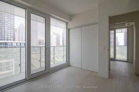 Photo 9 at 711 - 3900 Confederation Parkway, City Centre, Mississauga