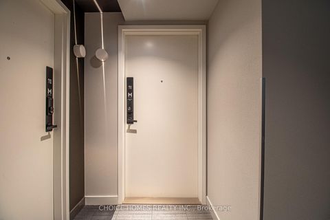 Photo 22 at 711 - 3900 Confederation Parkway, City Centre, Mississauga