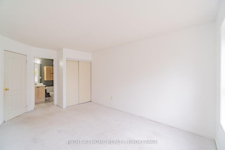 Photo 16 at 33 Atwood Avenue, Georgetown, Halton Hills