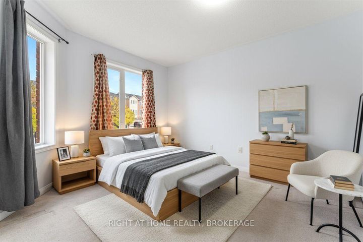 Photo 18 at 33 Atwood Avenue, Georgetown, Halton Hills