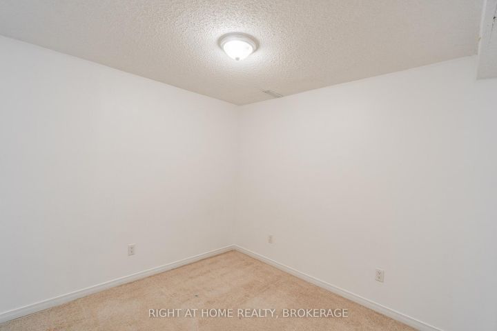 Photo 28 at 33 Atwood Avenue, Georgetown, Halton Hills