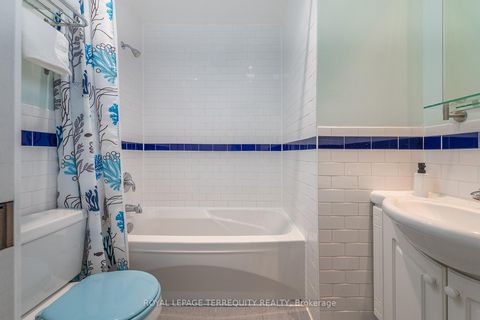 Photo 28 at 6 Earlington Avenue, Kingsway South, Toronto