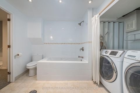 Photo 33 at 6 Earlington Avenue, Kingsway South, Toronto