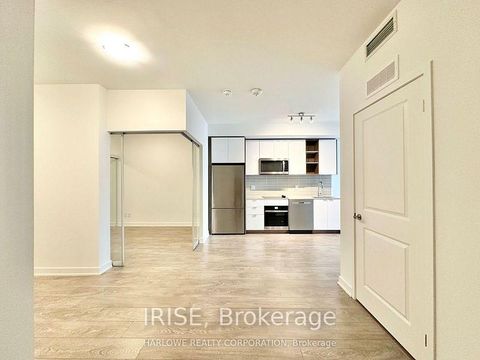 Photo 6 at 408 - 543 Richmond Street W, Waterfront Communities C1, Toronto