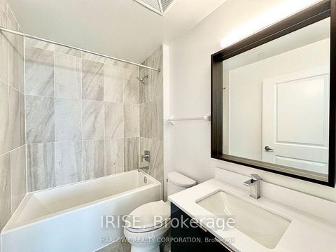 Photo 7 at 408 - 543 Richmond Street W, Waterfront Communities C1, Toronto