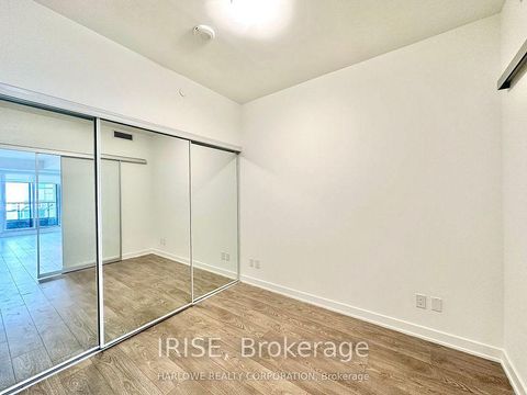 Photo 10 at 408 - 543 Richmond Street W, Waterfront Communities C1, Toronto