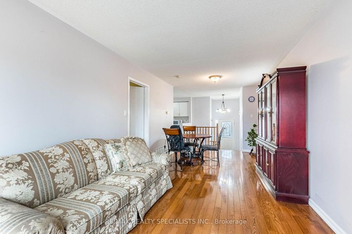 Photo 15 at 48 Saddletree Trail, Brampton West, Brampton