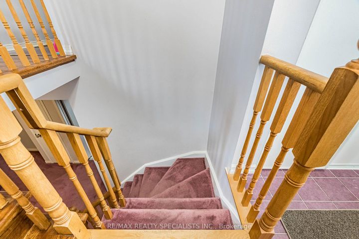 Photo 28 at 48 Saddletree Trail, Brampton West, Brampton