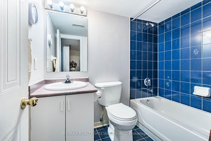 Photo 39 at 48 Saddletree Trail, Brampton West, Brampton