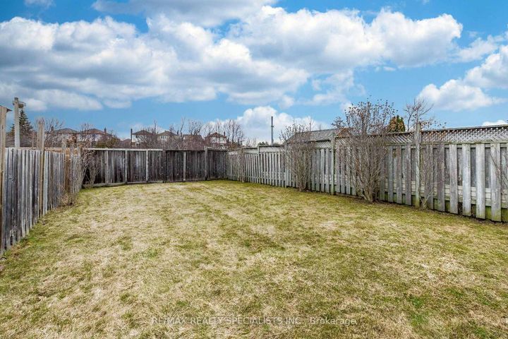 Photo 42 at 48 Saddletree Trail, Brampton West, Brampton