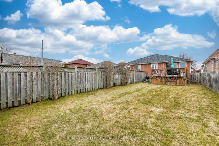 Photo 43 at 48 Saddletree Trail, Brampton West, Brampton