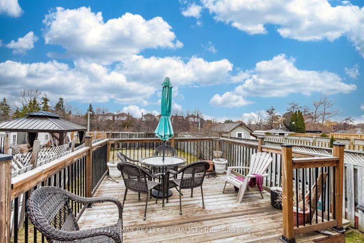 Photo 45 at 48 Saddletree Trail, Brampton West, Brampton