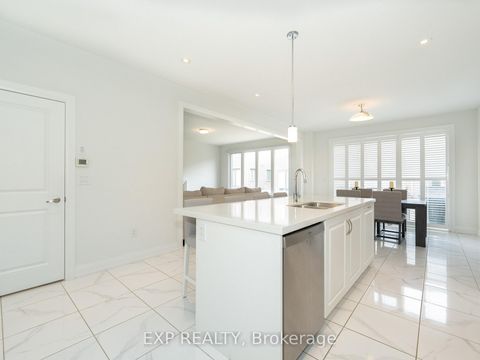 Photo 10 at 14 Longworth Avenue, Rural Richmond Hill, Richmond Hill