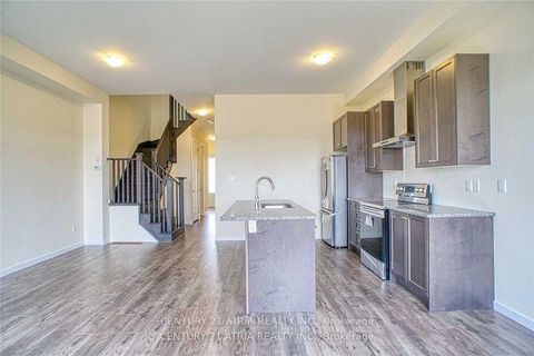 Photo 1 at 368 Elyse Court, Bayview Northeast, Aurora