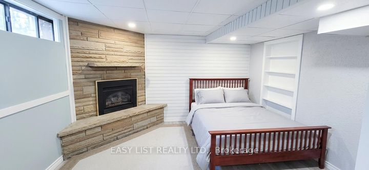 Photo 21 at 1320 Odessa Crescent, CP College Park, Oakville