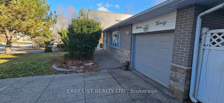 Photo 27 at 1320 Odessa Crescent, CP College Park, Oakville