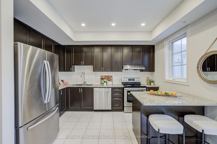 Photo 25 at 86 Donald Buttress Boulevard W, Cathedraltown, Markham