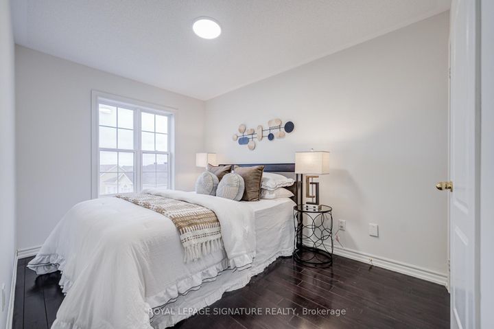 Photo 33 at 86 Donald Buttress Boulevard W, Cathedraltown, Markham
