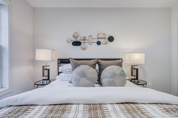 Photo 34 at 86 Donald Buttress Boulevard W, Cathedraltown, Markham