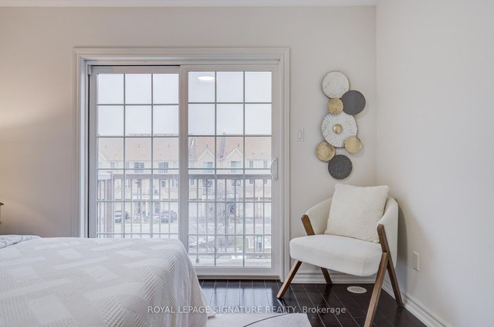 Photo 39 at 86 Donald Buttress Boulevard W, Cathedraltown, Markham