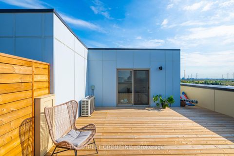 Photo 24 at 268 - 150 Honeycrisp Crescent, Vaughan Corporate Centre, Vaughan