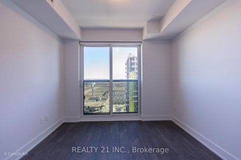 Photo 9 at 2413 - 2550 Simcoe Street N, Windfields, Oshawa