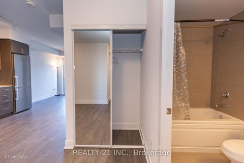 Photo 12 at 2413 - 2550 Simcoe Street N, Windfields, Oshawa