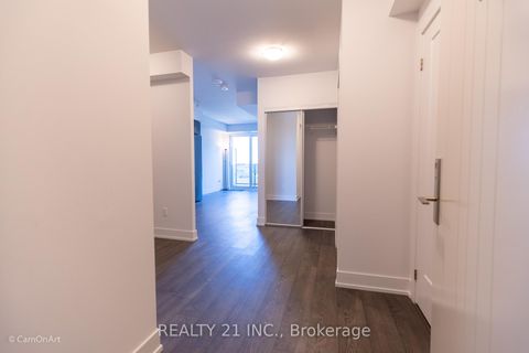 Photo 13 at 2413 - 2550 Simcoe Street N, Windfields, Oshawa