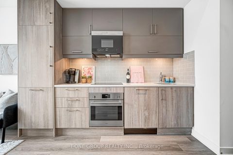 Photo 14 at 1409 - 8119 Birchmount Road, Unionville, Markham