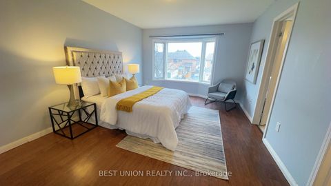 Photo 10 at 320 Country Glen Road, Cornell, Markham