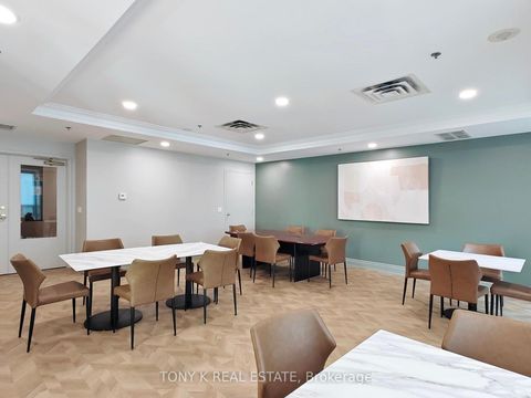 Photo 12 at 1002 - 7 Michael Power Place, City Centre West, Toronto