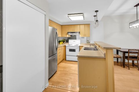 Photo 11 at Townhome 50 - 760 Lawrence Avenue W, Glen Park, Toronto