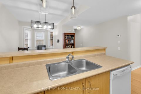 Photo 13 at Townhome 50 - 760 Lawrence Avenue W, Glen Park, Toronto