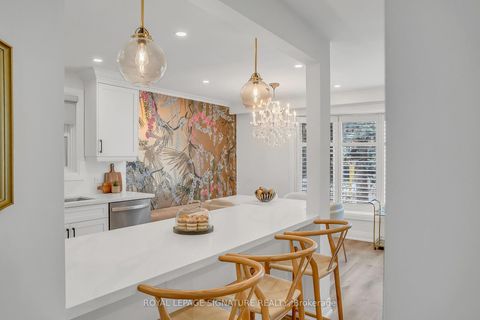 Photo 7 at 25 Fenelon Drive, Donalda, Toronto