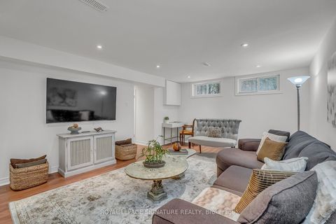 Photo 29 at 25 Fenelon Drive, Donalda, Toronto