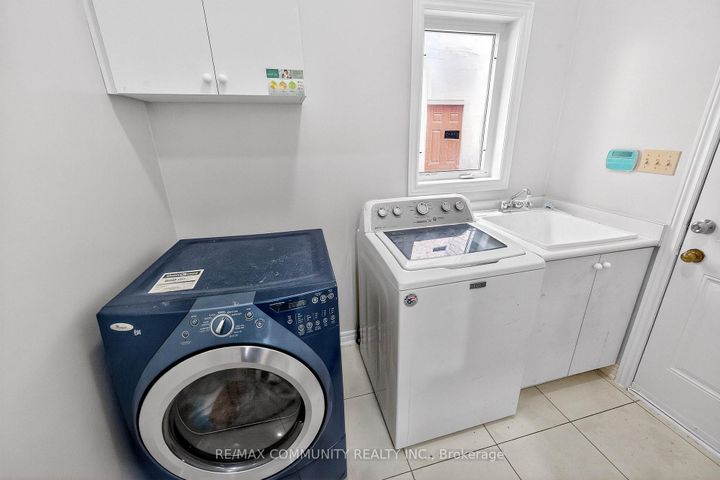 Photo 12 at 21 Berger Avenue, Box Grove, Markham