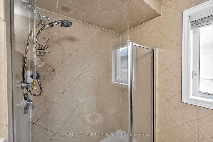 Photo 23 at 21 Berger Avenue, Box Grove, Markham