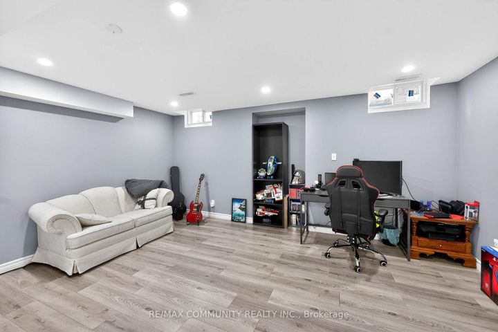 Photo 29 at 21 Berger Avenue, Box Grove, Markham