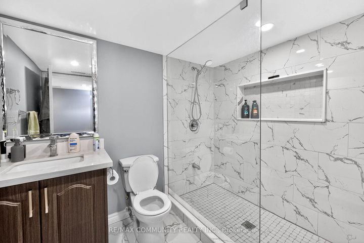 Photo 30 at 21 Berger Avenue, Box Grove, Markham