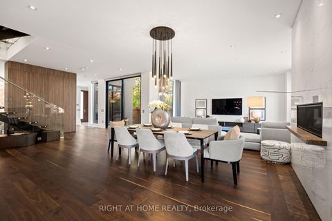 Photo 15 at 15 Fairmeadow Avenue, Windfields, Toronto