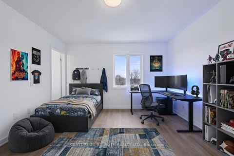 Photo 20 at 17 BEDFORD ESTATES Crescent, Bayshore, Barrie