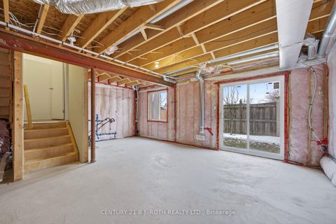 Photo 26 at 17 BEDFORD ESTATES Crescent, Bayshore, Barrie