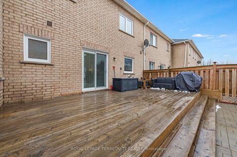Photo 21 at 82 Timberwolf Crescent, Vellore Village, Vaughan
